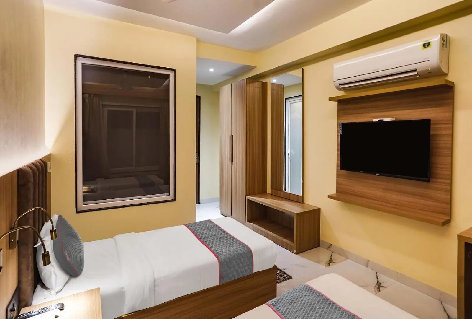 Hotel Clayton New Delhi