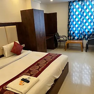Tej Palace Near Igi Airport Delhi **** New Delhi