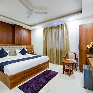 Glory Inn Near Delhi International Airport Hotel
