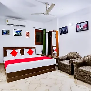 Hauz Khas - Near **** New Delhi