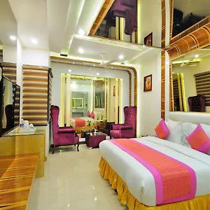 Hotel The Gold Regency - 02 Mins From Railway Station, Neu-Delhi
